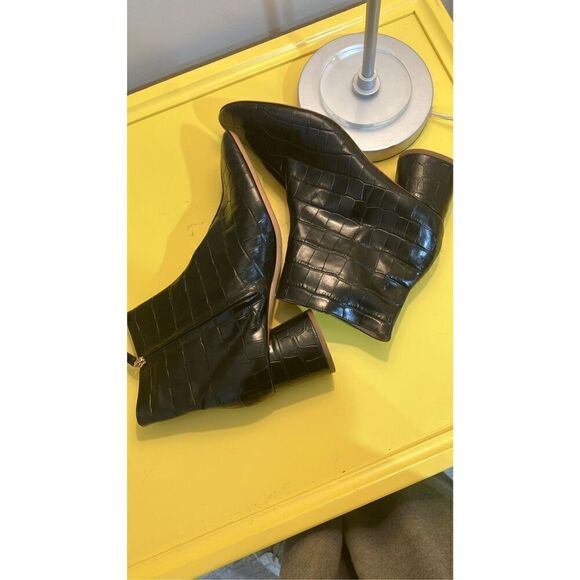 Mansur Gavriel Soft Embossed Black Leather Booties Size 10 (40) - Picture 3 of 7